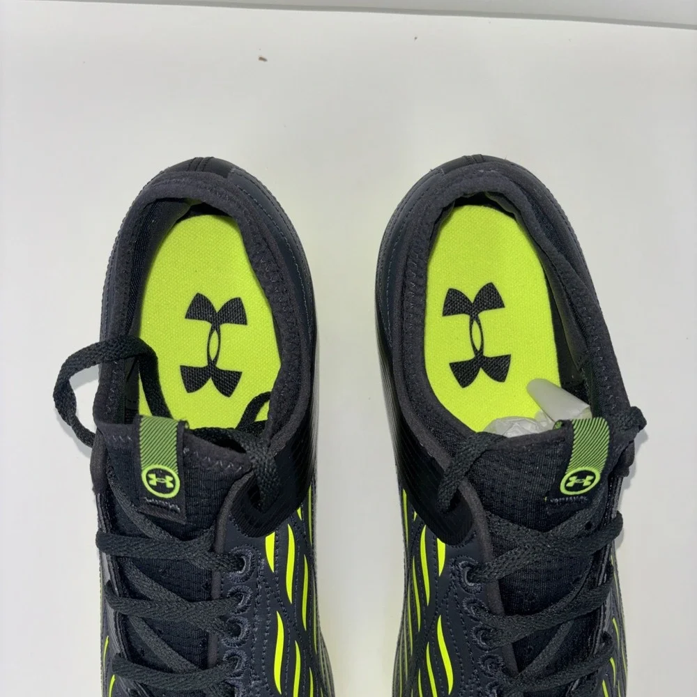 Under Armour Magnetico Select 4 FG Cleats Men Sz8.5, Black Yellow Molded
